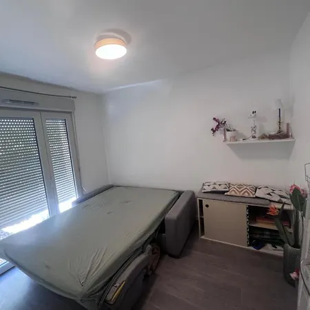 Maison De 100m2 A 5 Minutes Du Centre De Base Du Psg Вилла